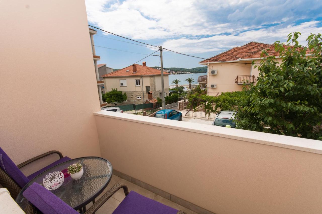 Apartments Ploka Trogir Exterior foto