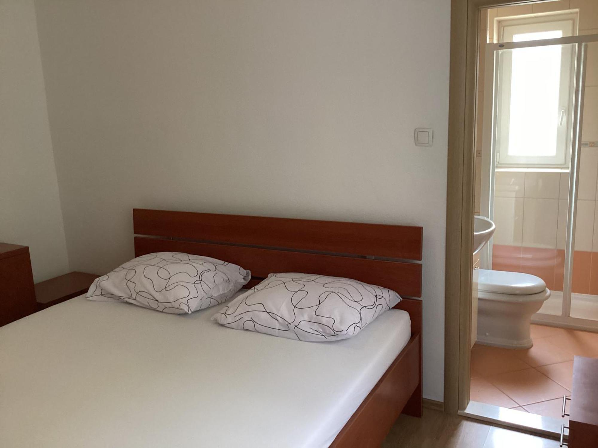 Apartments Ploka Okrug Gornji Exterior foto