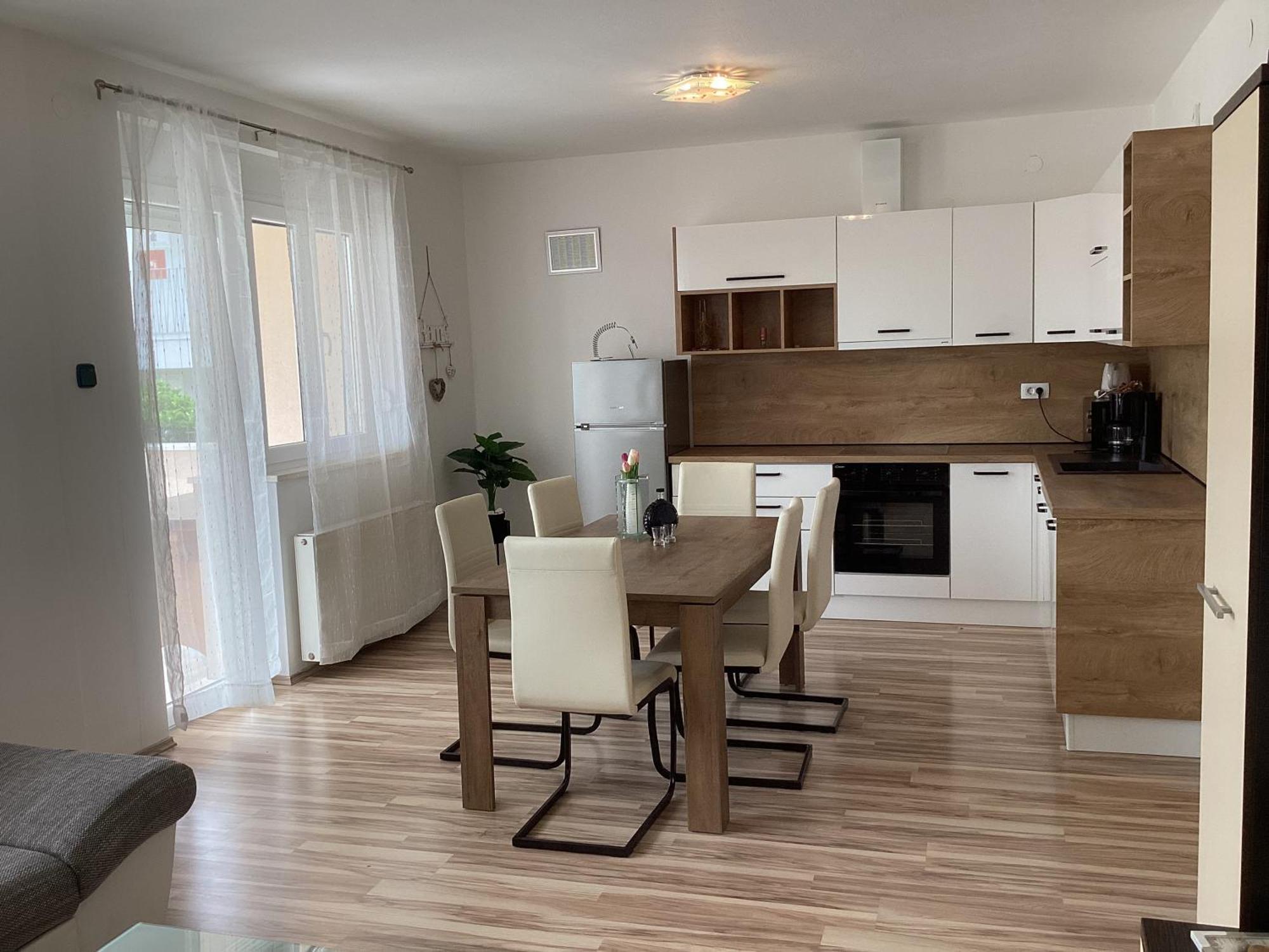 Apartments Ploka Okrug Gornji Exterior foto